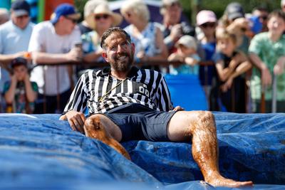 World Gravy Wrestling Championship-stock-foto