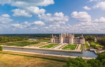 Famous medieval castle Chateau de Chambord, France Chateau de Chambord is the largest castle in the Loire valley, France-stock-foto