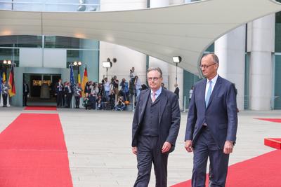 Begr??ung des Premierministers von Belgien mit milit?rischen Ehren.-stock-foto