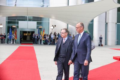 Begr??ung des Premierministers von Belgien mit milit?rischen Ehren.-stock-foto