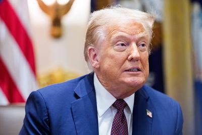 President Trump Chairs a Cabinet Meeting at the White House-stock-foto