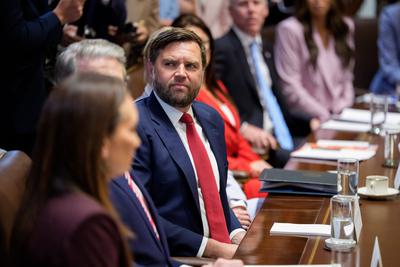 President Trump Chairs a Cabinet Meeting at the White House-stock-foto