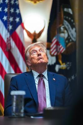 President Trump Chairs a Cabinet Meeting at the White House-stock-foto