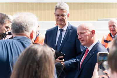27.08.2025,Berlin,Freigabe des 16. Bauabschnitts der A100,Anschlussstelle Treptow,Patrick Schnieder ist Bundesminister f-stock-foto