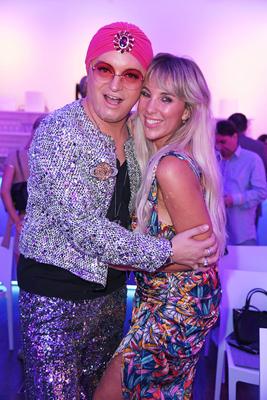 Julian F. M. St?ckel, Annemarie Eilfeld beim Premieren-Event von THE POWER by Joyn auf dem Alice Rooftop & Garden in Ber-stock-foto