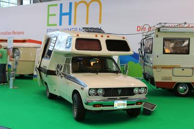 Chinook International Omega (Baujahr 1978, Oldtimer) am Stand des Erwin Hymer Museum (EHM), Caravan Salon D?sseldorf (29-stock-foto
