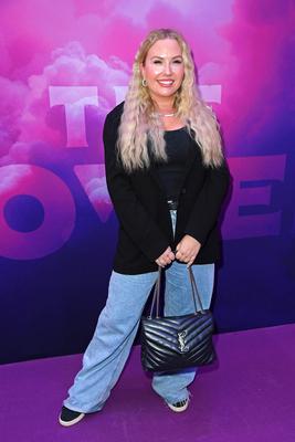 Marlisa Rudizo aka Mrs. Marlisa beim Premieren-Event von THE POWER by Joyn auf dem Alice Rooftop & Garden in Berlin am 2-stock-foto