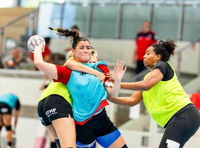 28.08.2025, GER, Handball, Frauen, Saison 2025/2026, Alsco 1.Bundesliga, Thueringer HC Saisoner?ffnung / ?ffentliches Training / Mannschaftspraesentation-stock-foto