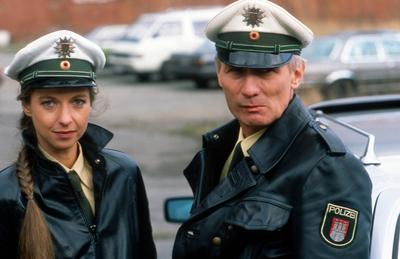 Gro?stadtrevier Gro?stadtrevier, Polizei-Vorabendserie, Deutschland seit 1986, Darsteller: Mareike Carriere, Arthur Brau-stock-foto