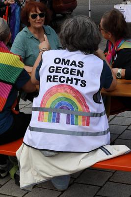CHRISTOPHER STREET DAY 2025 - Suhl - Am Samstag, dem 30. August 2025 fand der erste CSD in der th?ringischen Kleinstadt-stock-foto