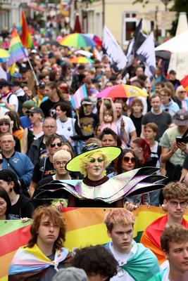 CHRISTOPHER STREET DAY 2025 - Suhl - Am Samstag, dem 30. August 2025 fand der erste CSD in der th?ringischen Kleinstadt-stock-foto