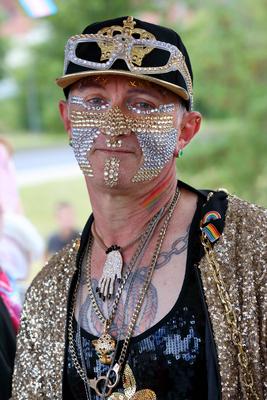 CHRISTOPHER STREET DAY 2025 - Suhl - Am Samstag, dem 30. August 2025 fand der erste CSD in der th?ringischen Kleinstadt-stock-foto