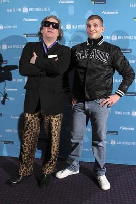 Das Team des Films Gegengerade besucht am Mittwoch 19 01 2011 das Filmfestival Max Oph?ls Preis im-stock-foto