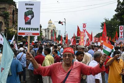 Left Parties Take Out Peace March In Kolkata To Express Solidarity With Palestine-stock-foto