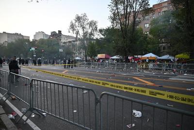 Two men shot at west indian day parade along eastern parkway and classon avenue in brooklyn new york-stock-foto
