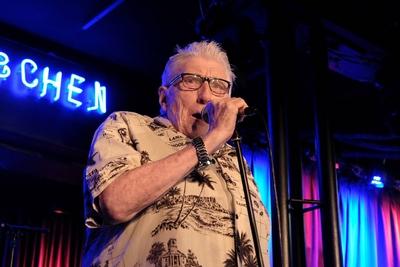 01.10.2023 xkhx Kassel, Theaterst?bchen Konzert COLOSSEUM Line-Up: Chris Farlowe (lead vocals) Clem Clempson (guitars &-stock-foto