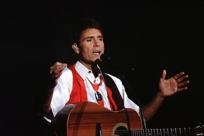 01/ Konzert 93: Cliff Richard, S?nger und Gitarrist, voc, g, Schlager, Rock, Pop, Hitparade, Musik, *** 01 Concert 93 Cl-stock-foto