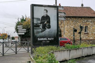 News Bilder des Tages News Bilder des Tages Hommage au professeur Samuel Paty victime d un attentat a Conflans Sainte Ho-stock-foto