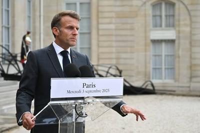 UKRAINE-CRISIS/Coalition Emmanuel Macron hosted Volodymyr Zelensky for a working dinner at the Elysee Palace on 3 September 2025.-stock-foto