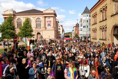 CHRISTOPHER STREET DAY 2024 - Eisenach - CSD - Am 14. September 2024 zog der zweite CSD in Eisenach unter dem Motto Glei-stock-foto
