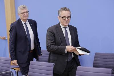 Christian Haase, haushaltspolitischer Sprecher der CDU/CSU-Bundestagsfraktion, Dr. Thorsten Rudolph, haushaltspolitische-stock-foto