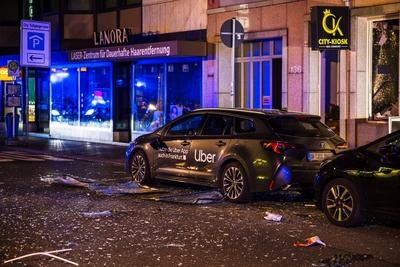 Explosion in Kiosk ? Polizei ermittelte wegen Anschlag-stock-foto