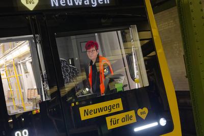 Premierenfahrt Berliner U-Bahn Reihe JK-stock-foto