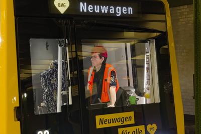 Premierenfahrt Berliner U-Bahn Reihe JK-stock-foto