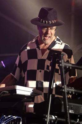 Manfred Mann (Manfred Mann s Earth Band) beim Konzert der NDR Sommertour im Binnenhafen. Hamburg, 30.07.2016 Foto:xgbrc-stock-foto