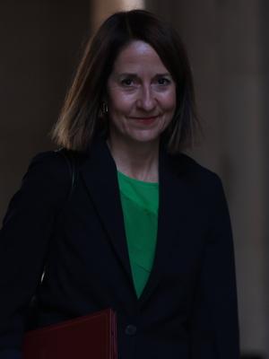 Ministers Attend Cabinet Meeting-stock-foto