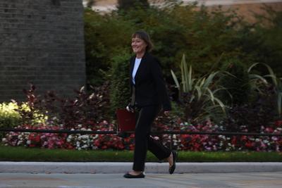 Ministers Attend Cabinet Meeting-stock-foto