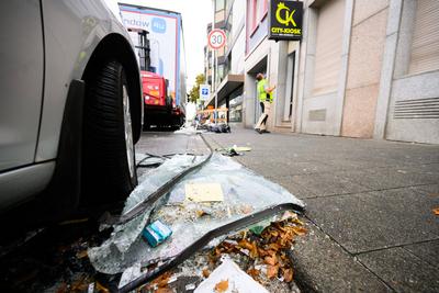 Explosion zerst?rt City-Kiosk-stock-foto