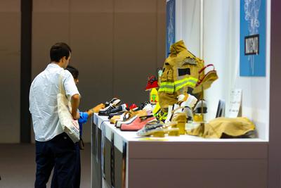 Micam 2025 new stylists' stands-stock-foto