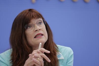 Nicola Brandt, Leiterin des OECD Berlin Centre, Deutschland, Berlin, Bundespressekonferenz, Thema: Vorstellung der OECD--stock-foto