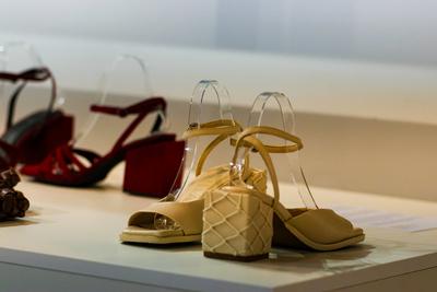 Micam 2025 new stylists' stands-stock-foto