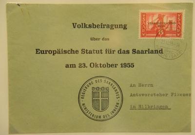 Eine Ausstellung in der Sparkasse Saarbr?cken ist am Mittwoch 14 10 2015 dem Saar Referendum von 1-stock-foto
