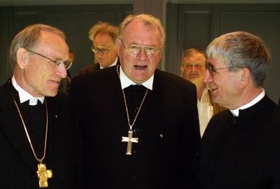 Gottesdienst zum Wechsel im Amt des Evangelischen Milit?rbischof Empfang nach dem Gottesdienst zum W-stock-foto