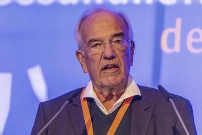 Gesundheitskongress des Westens am 8. und am 9. September 2020 im G?rzenich zu K?ln. Zu Beginn der Veranstaltung sprach-stock-foto