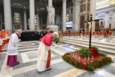 ITALY - POPE LEO PRESIDES OVER THE COMMEMORATION OF THE MARTYRS AND WITNESSES OF THE FAITH OF THE 21ST CENTURY TOGETHER WITH REPRESRNTATIVES OF OTHER CHRISTIAN CHURCHES AND COMMUNIONS IN THE BASILICA OF ST PAUL OUTSIDE THE WALLS IN ROME - 2025/9/14-stock-foto
