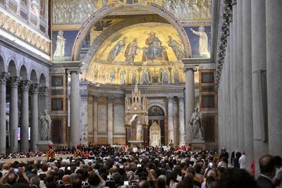 ITALY - POPE LEO PRESIDES OVER THE COMMEMORATION OF THE MARTYRS AND WITNESSES OF THE FAITH OF THE 21ST CENTURY TOGETHER WITH REPRESRNTATIVES OF OTHER CHRISTIAN CHURCHES AND COMMUNIONS IN THE BASILICA OF ST PAUL OUTSIDE THE WALLS IN ROME - 2025/9/14-stock-foto