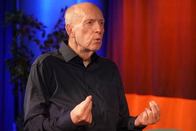 Portraits von Reiner Calmund w?hrend einer Gespr?chsrunde als Fussballexperte. Reiner Calmund (Ex-Fussballmanager) in en-stock-foto