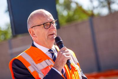 Inbetriebnahme Bahn-Logistikstelle Cottbus - Dr. Dietmar Woidke-stock-foto