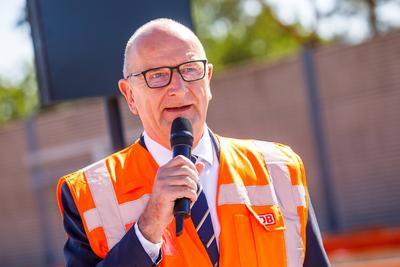 Inbetriebnahme Bahn-Logistikstelle Cottbus - Dr. Dietmar Woidke-stock-foto