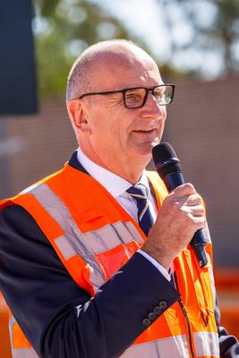 Inbetriebnahme Bahn-Logistikstelle Cottbus - Dr. Dietmar Woidke-stock-foto