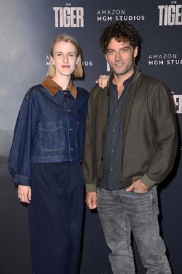 Klara Lange, Timur Isik-stock-foto