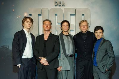 Weltpremiere - Der Tiger --stock-foto