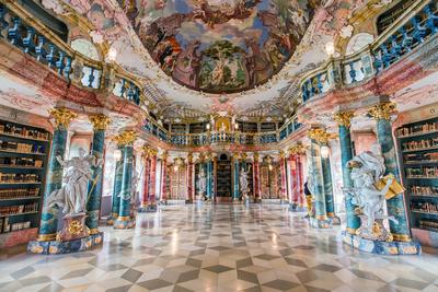 Library of Wiblingen abbey, bavaria, germany WIBLINGEN, BAVARIA, GERMANY, JUNE 08, 2022 : Rococo and baroque decors of t-stock-foto