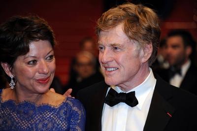 Bildnummer: 59680495  Datum: 22.05.2013  Copyright: imago/PanoramiCRobert Redford und Ehefrau Sibylle Szaggars - 66. Filmfestspiele in Cannes - Filmpremiere - All Is Lost - 22/05/2013 LOICThebaud/Panoramic PUBLICATIONxNOTxINxFRAxITAxBEL Kultur Entertainment People Film 66 Internationale Filmfestspiele Cannes Filmpremiere Premiere xsp x1x 2013 quer Highlight premiumd o0 Familie, privat Frau 59680495 Date 22 05 2013 Copyright Imago Panoramic Robert Redford and Wife Sibylle SZAGGARS 66 Film Festival in Cannes Film premiere All IS Lost 22 05 2013 LOICTHEBAUD Panoramic PUBLICATIONxNOTxINxFRAxITAxBEL Culture Entertainment Celebrities Film 66 International Film Festival Cannes Film premiere Premiere xsp x1x 2013 horizontal Highlight premiumd o0 Family private Woman-stock-foto