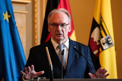 Ministerpr?sident Dr. Reiner Haseloff (CDU, Sachsen-Anhalt) hat am Mittwoch, 17. September 2025, in der Magdeburger Staa-stock-foto