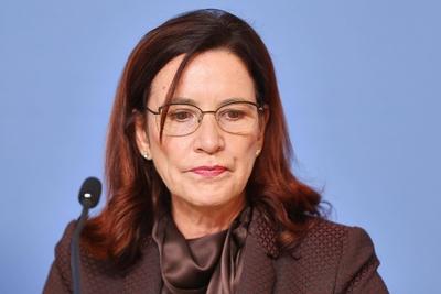 Berlin, Deutschland, 18.09.2025: Haus der BPK: Pressekonferenz: Haus?rztinnen- und Haus?rzteverband - 46. Haus?rztinnen--stock-foto